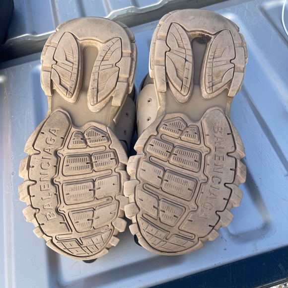 Bought them for prom and never really touched them after - Picture 3 of 4